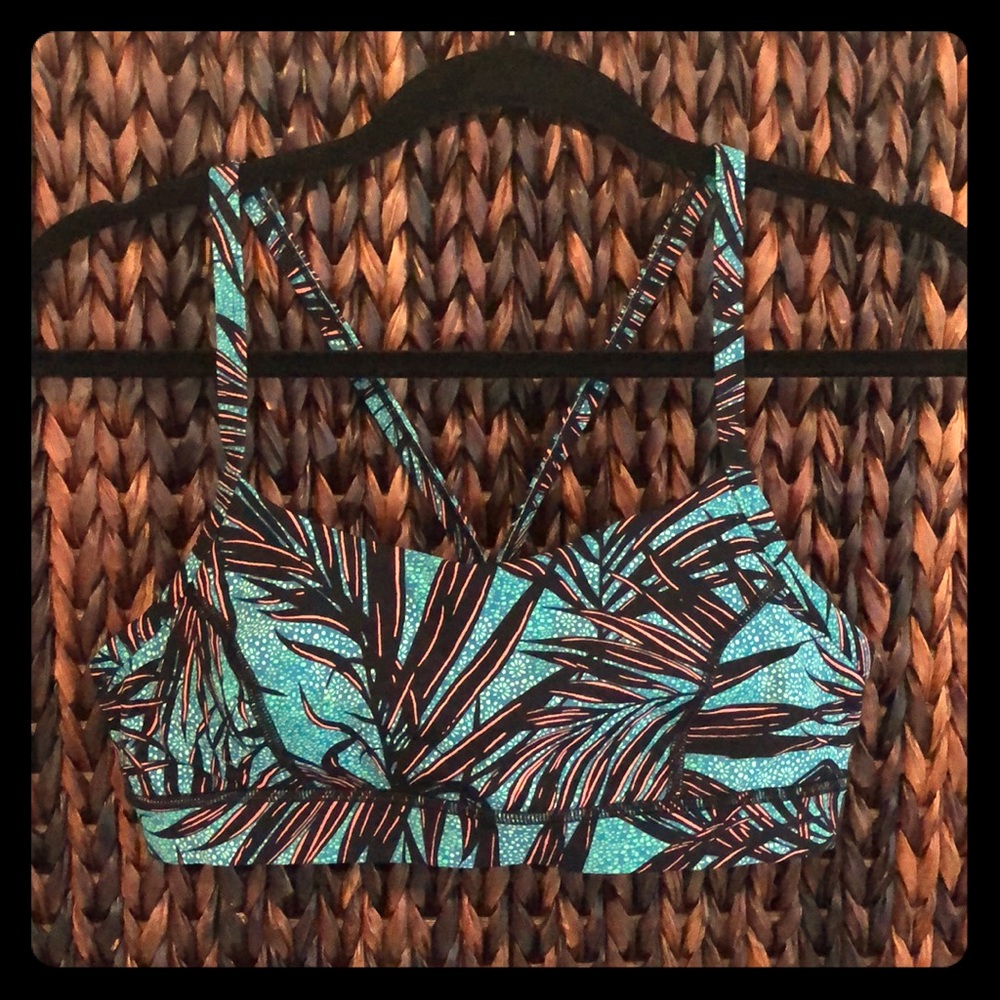 Lululemon palm sports bra